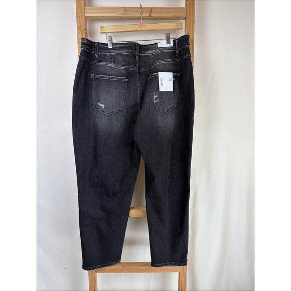 NWT Flying Monkey Vervet Erika Black Distressed Mom Jeans #0886 Size 16 - Picture 4 of 6